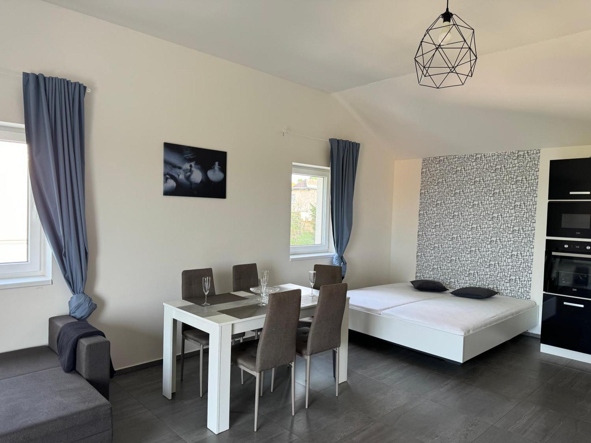 Apartman Byt 75M2 Klid Priroda Pro Rodinu Prague Ngoại thất bức ảnh
