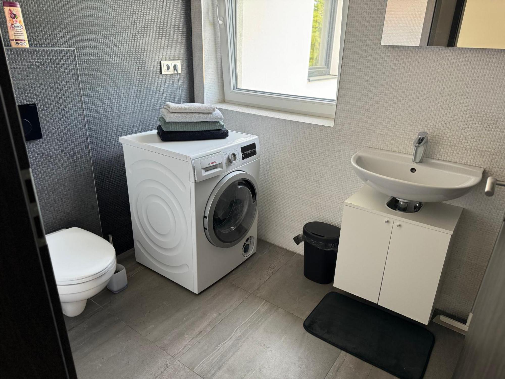 Apartman Byt 75M2 Klid Priroda Pro Rodinu Prague Ngoại thất bức ảnh